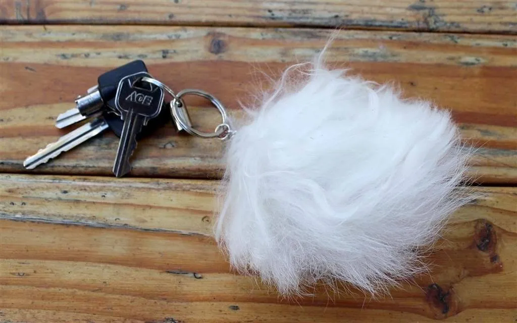 Alpaca Fuzzball Keychain