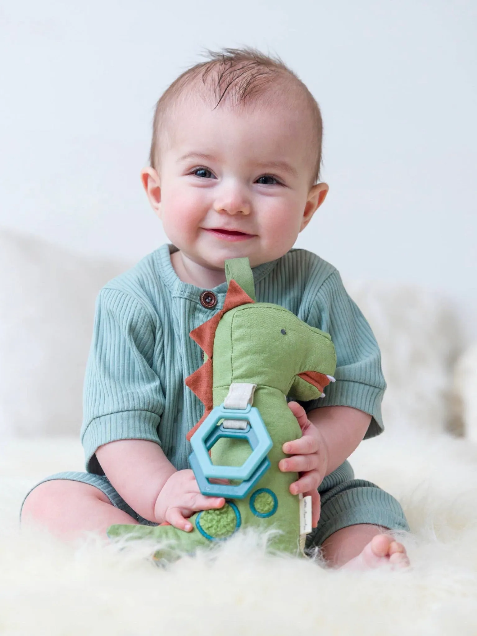 Bitzy Bespoke Link   Love Teething Activity Toy - Dino