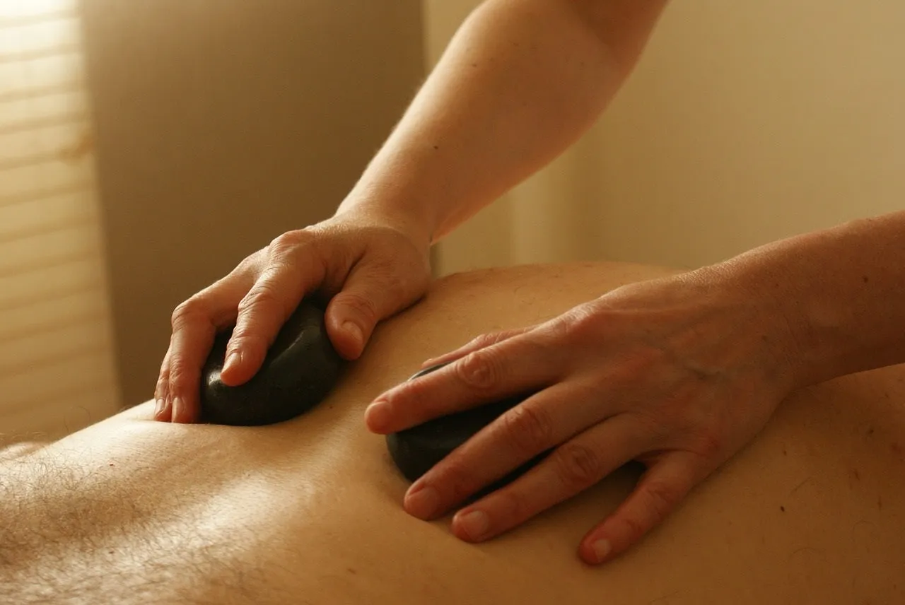 Self-paced Online Home Study 12 CE Hot Stone Massage Workshop